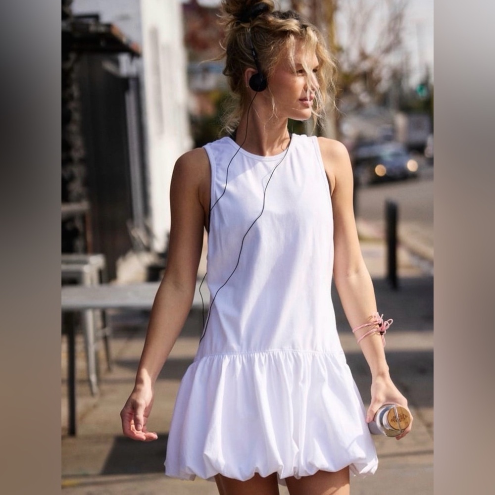 🤍FP Movement by Free People Hot Shot Bubble Set -includes tunic and shorts nwt